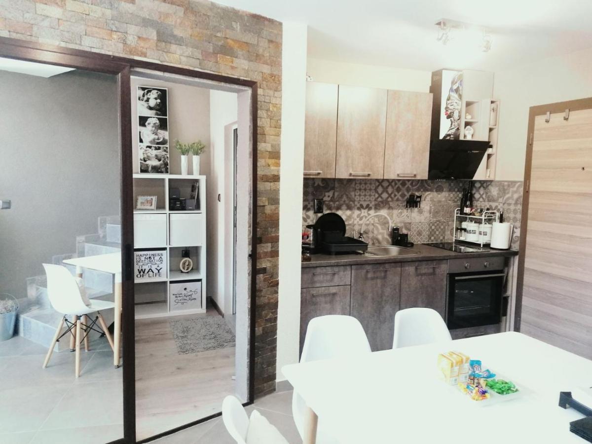 Ferienwohnung Арт Мезонет Salem Welingrad Exterior foto